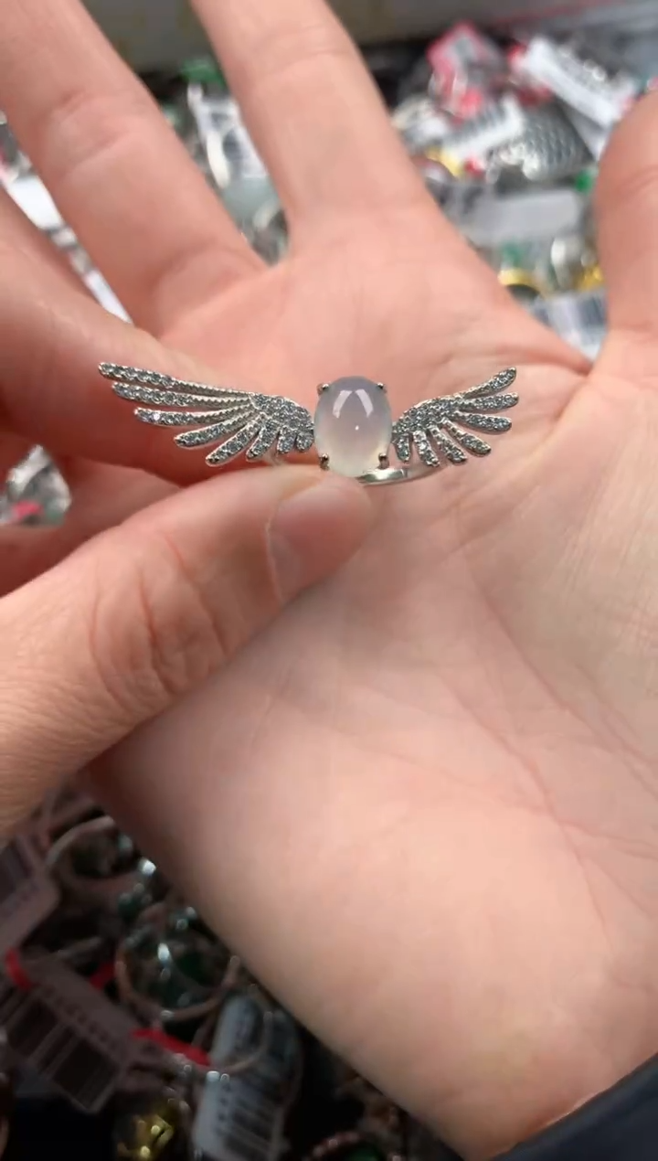 银S925镶嵌戒指翡翠666       2