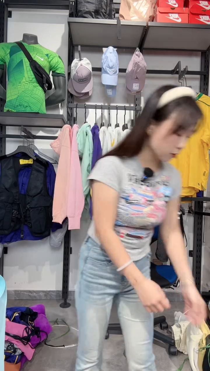 1167   编码 瑕疵款直播间过款为准 尺码 