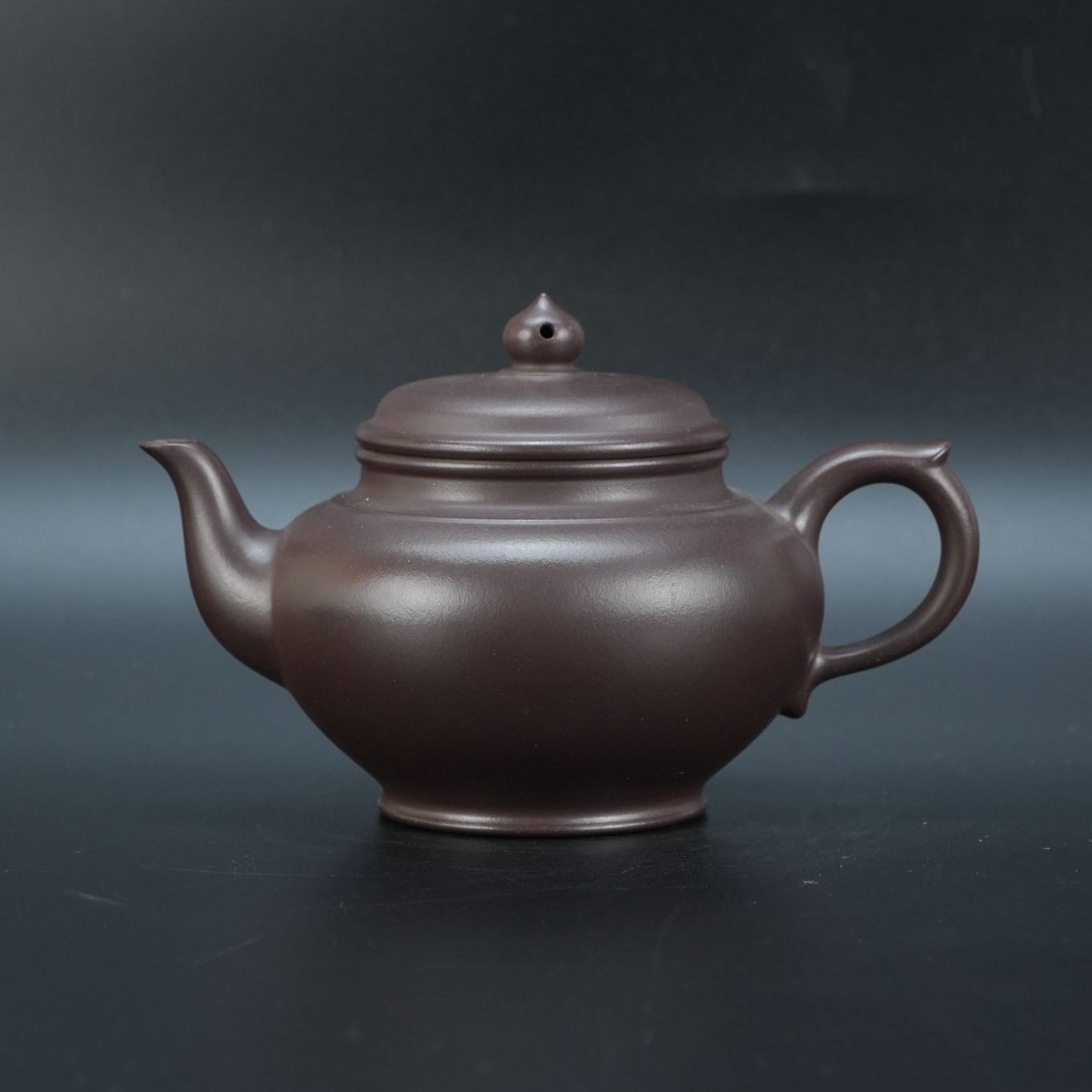 lot20618 761 胡秀萍 紫砂紫泥笑樱（250cc）