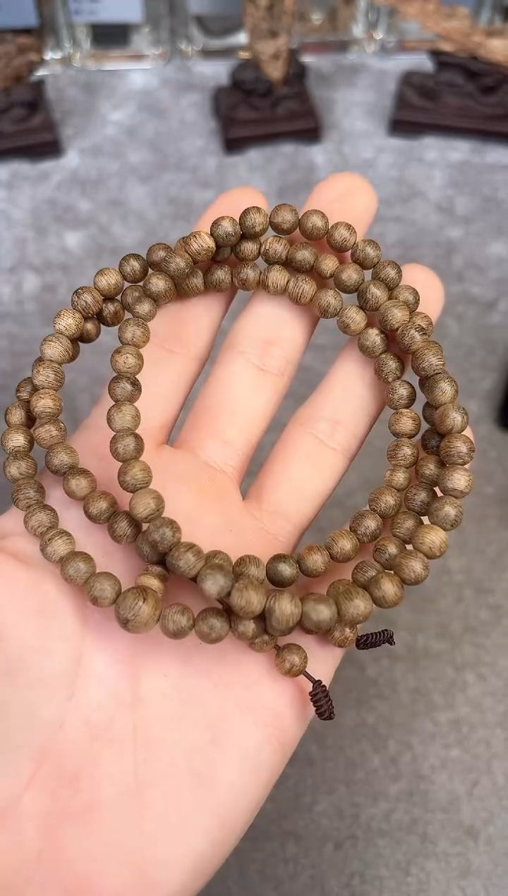 【闪购商品】沉香手串39号文莱多样性发货1条