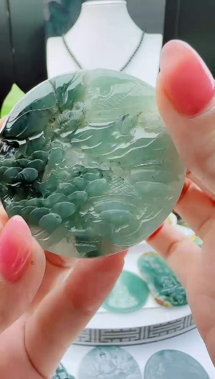 【闪购商品】翡翠颈饰未镶嵌11111111