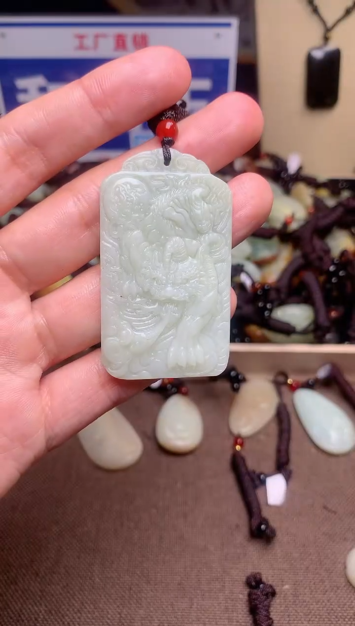 【闪购商品】和田玉颈饰未镶嵌1