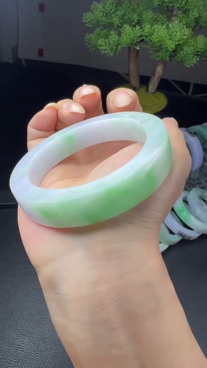 未镶嵌正圈定制翡翠手镯定制55-58