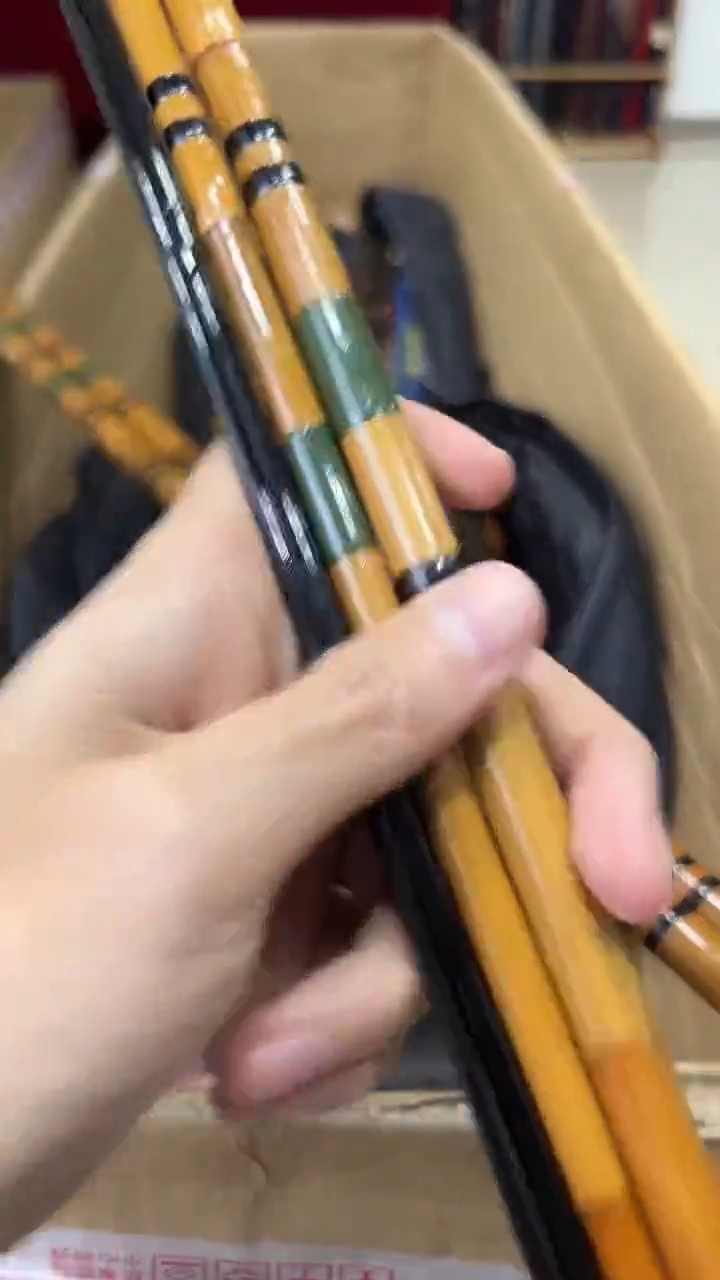 野***长鱼竿 孤品 微瑕疵 以直播间讲解为主 不包邮