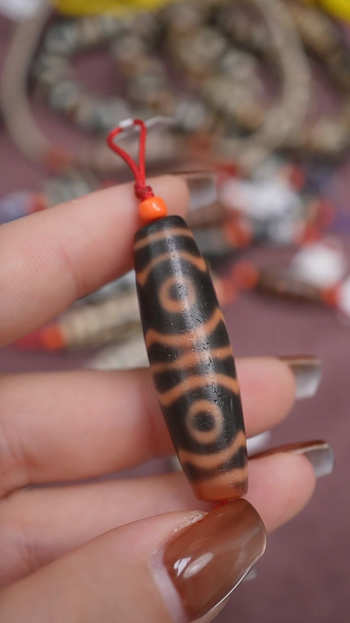 【闪购商品】玛瑙/玉髓颈饰未镶嵌蚀花玛瑙珠定制编绳