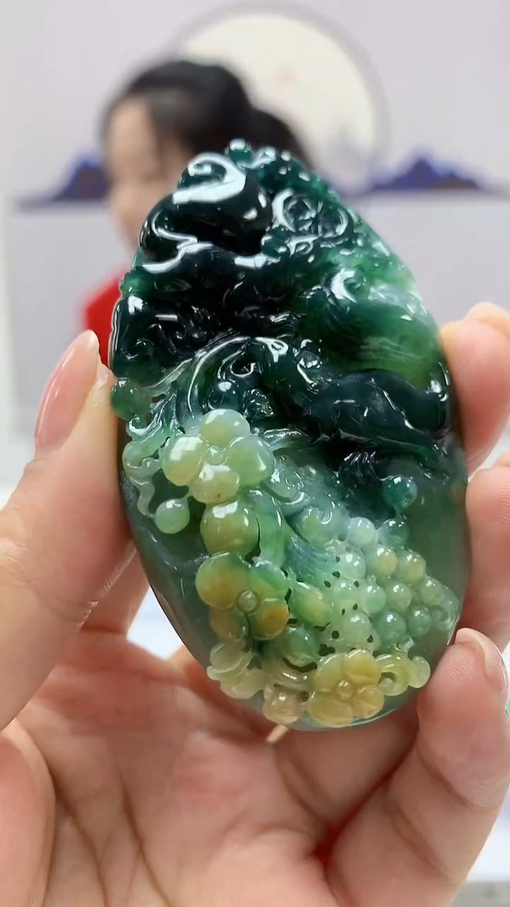 【闪购商品】定制翡翠未镶嵌4902ms-毛货128鼠来宝