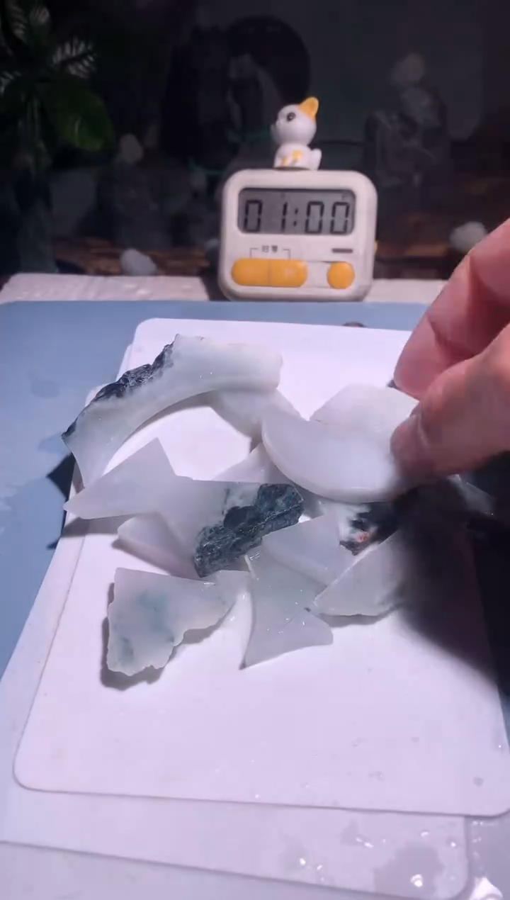 吊坠(不含链)未镶嵌翡翠?****）R220