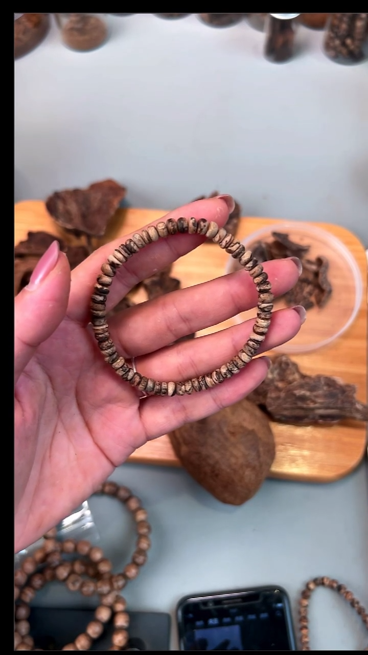 沉香沉香碎屑正区达拉干算盘片片3克