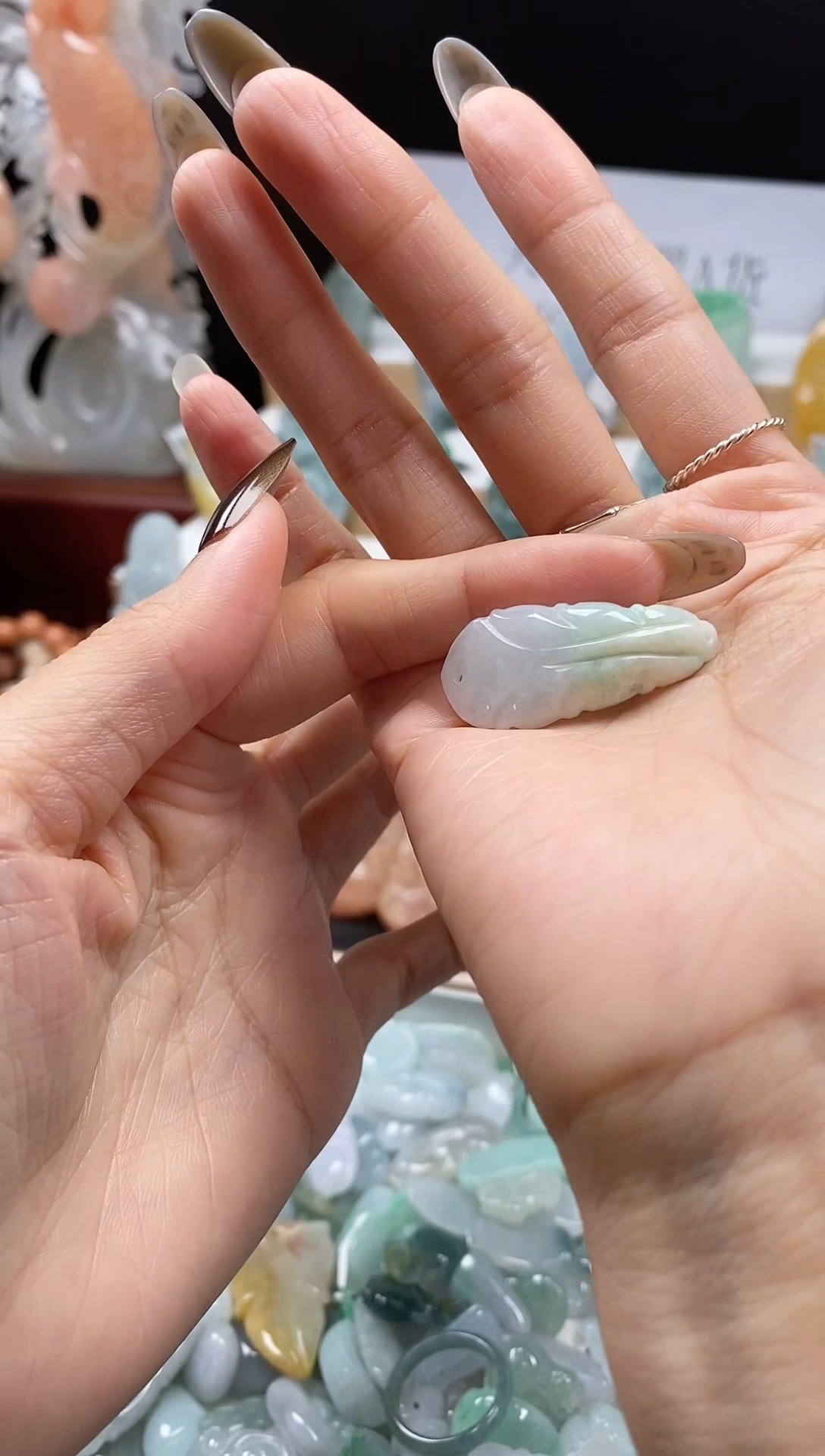 翡翠未镶嵌颈饰吊坠78