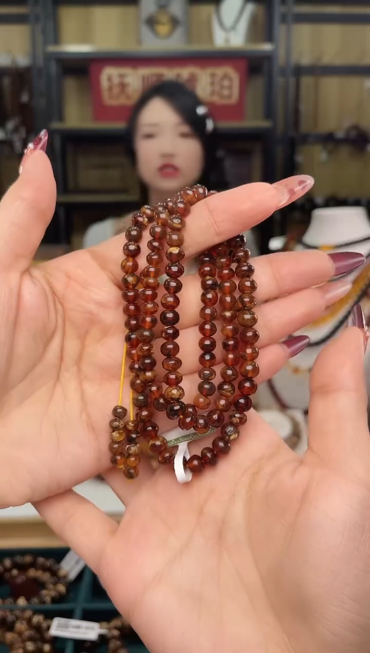 【闪购商品】琥珀裸石未镶嵌6+血蜜蜡108