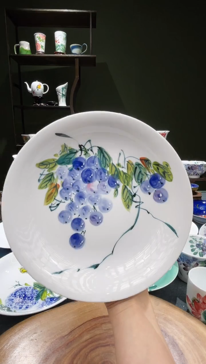 其他景德镇高温釉下彩8英寸窝盘翠叶葡萄