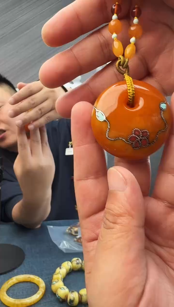 蜜蜡未镶嵌珠宝奇石假一罚十20 ，多样性发其一