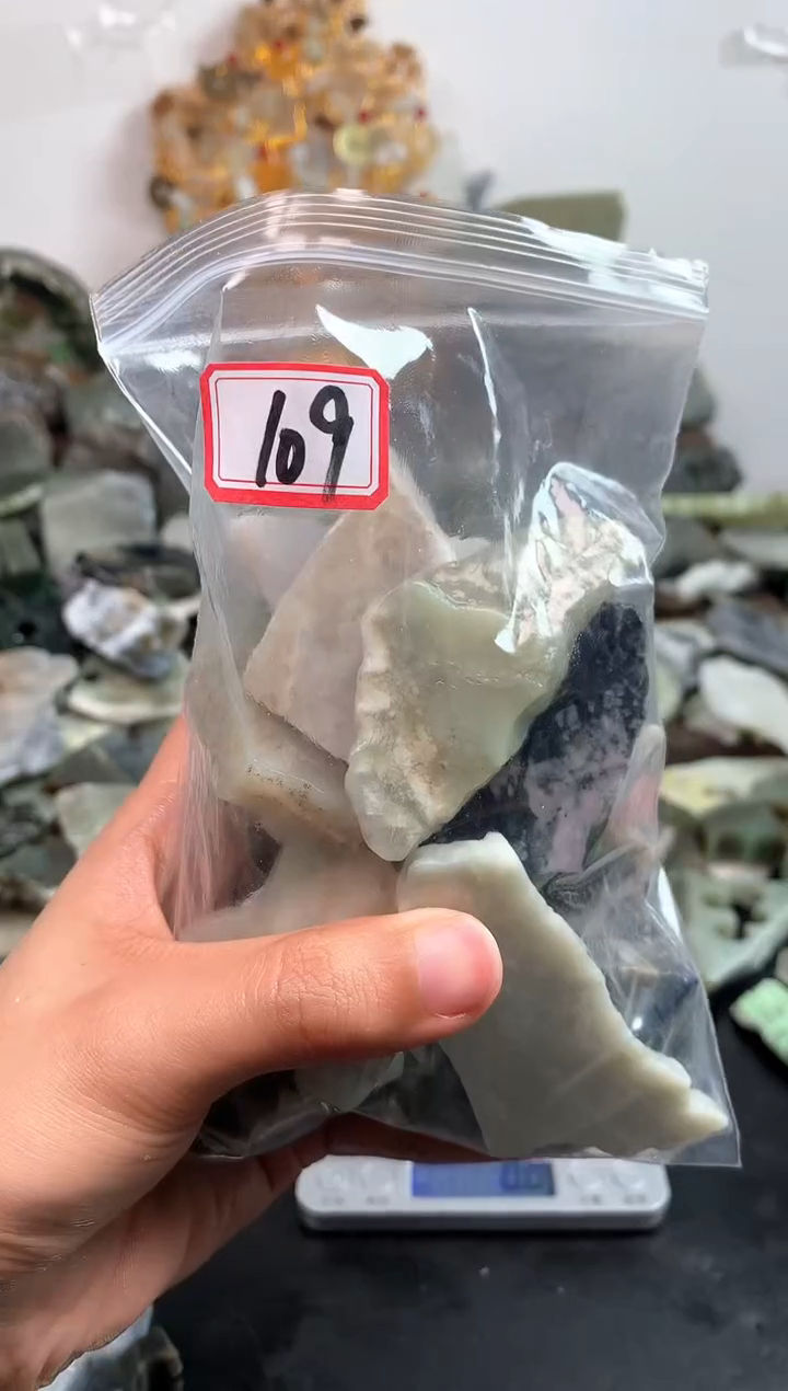 未镶嵌和田玉摆件109