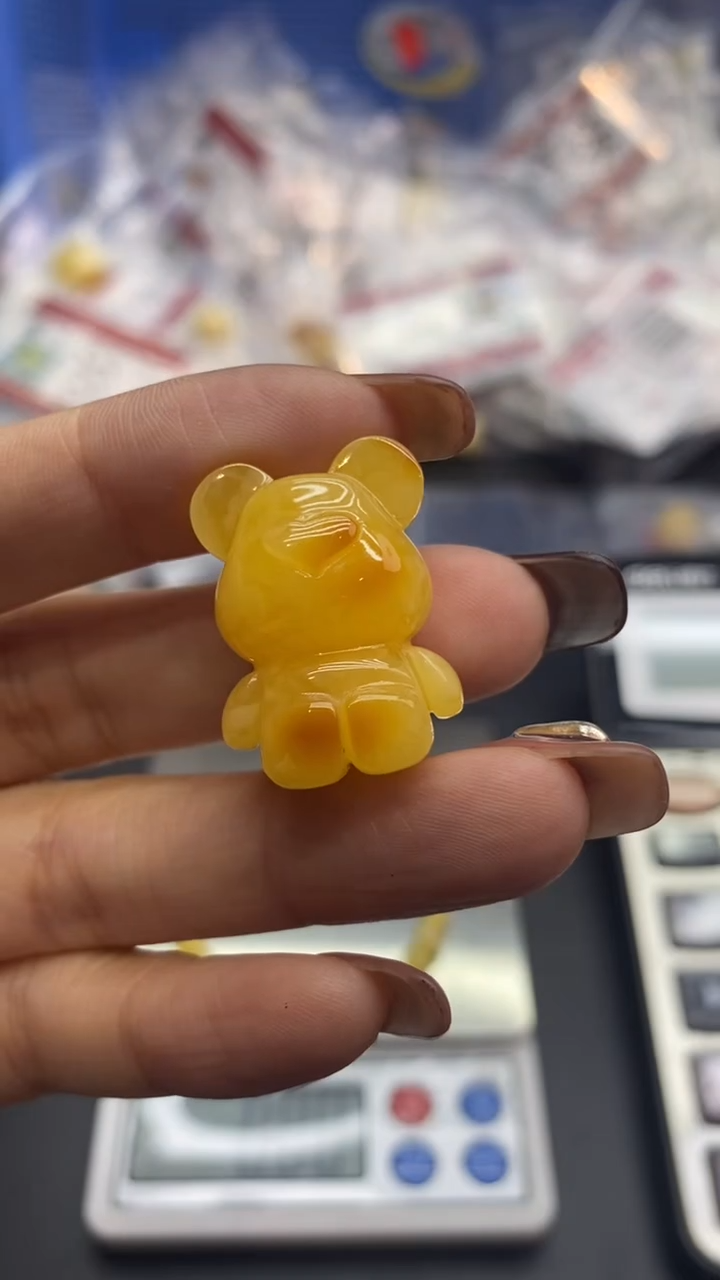 琥珀未镶嵌珠宝奇石654