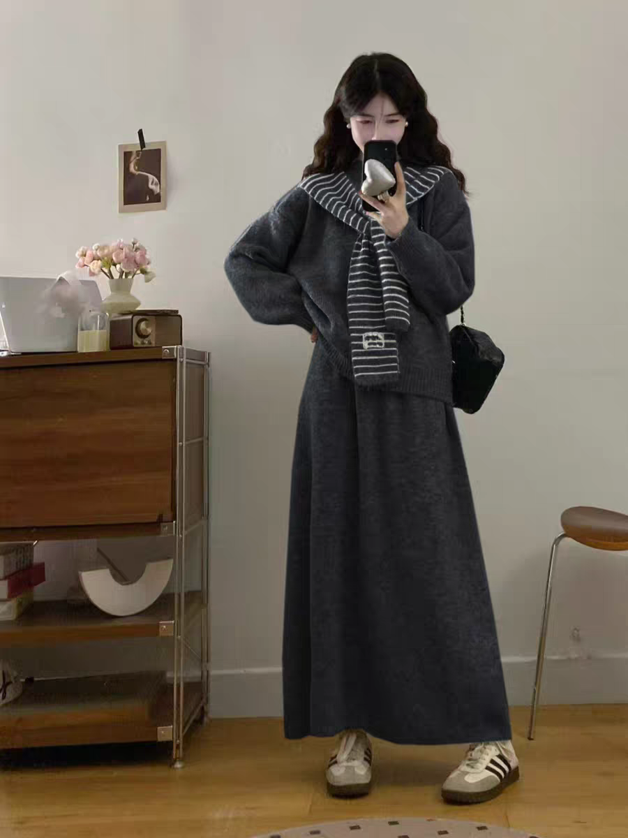 条纹披肩套头毛衣半身裙套装女秋冬季新款慵懒风宽松针织三件套装