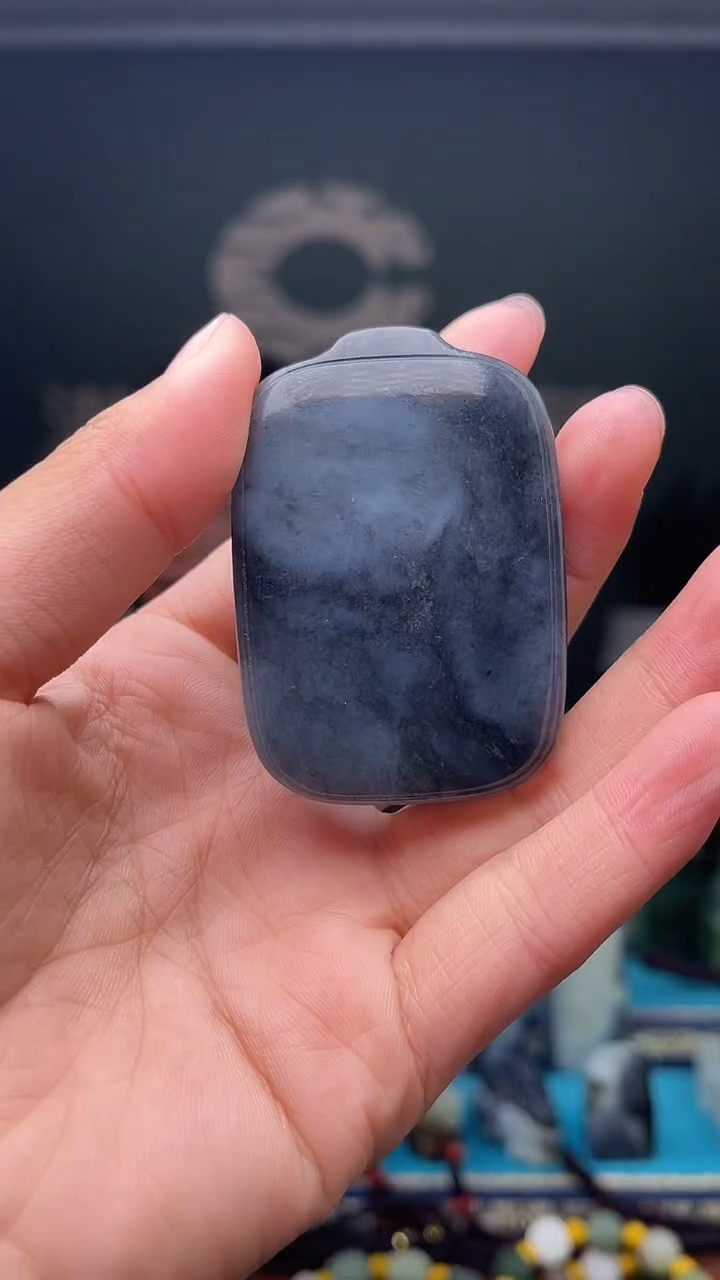 未镶嵌和田玉挂件1