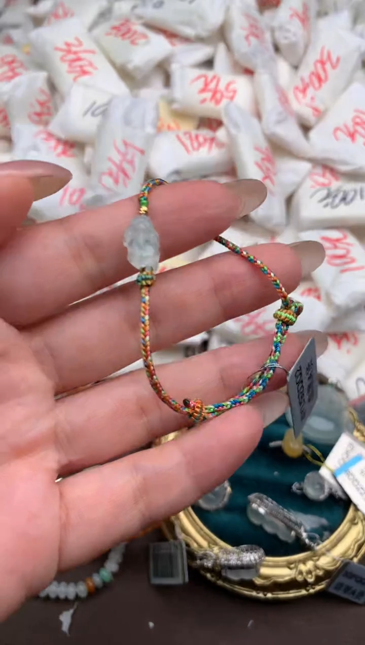 【闪购商品】翡翠手绳未镶嵌一