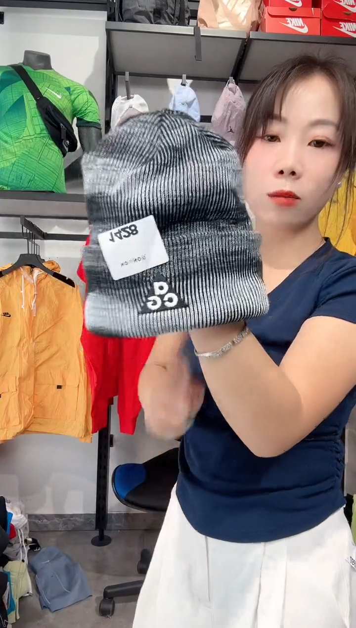 1428   编码 瑕疵款直播间过款为准 尺码帽子ACG