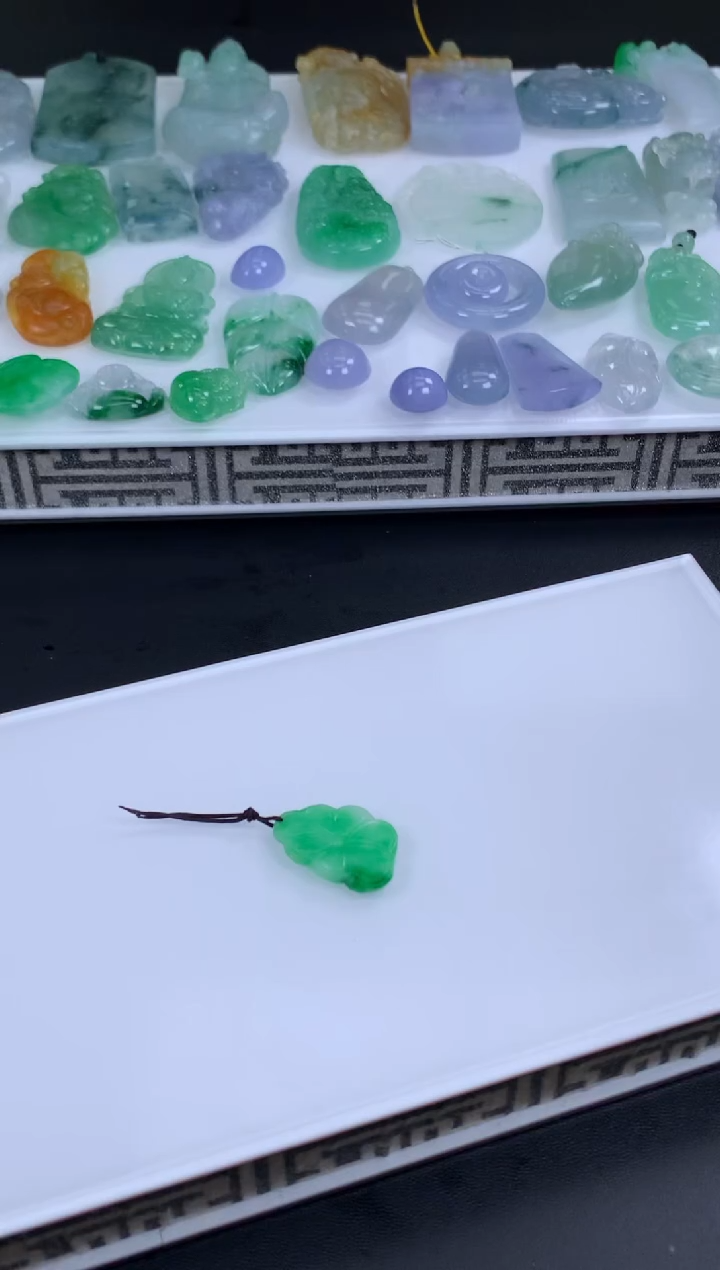 【闪购商品】定制翡翠未镶嵌翡翠