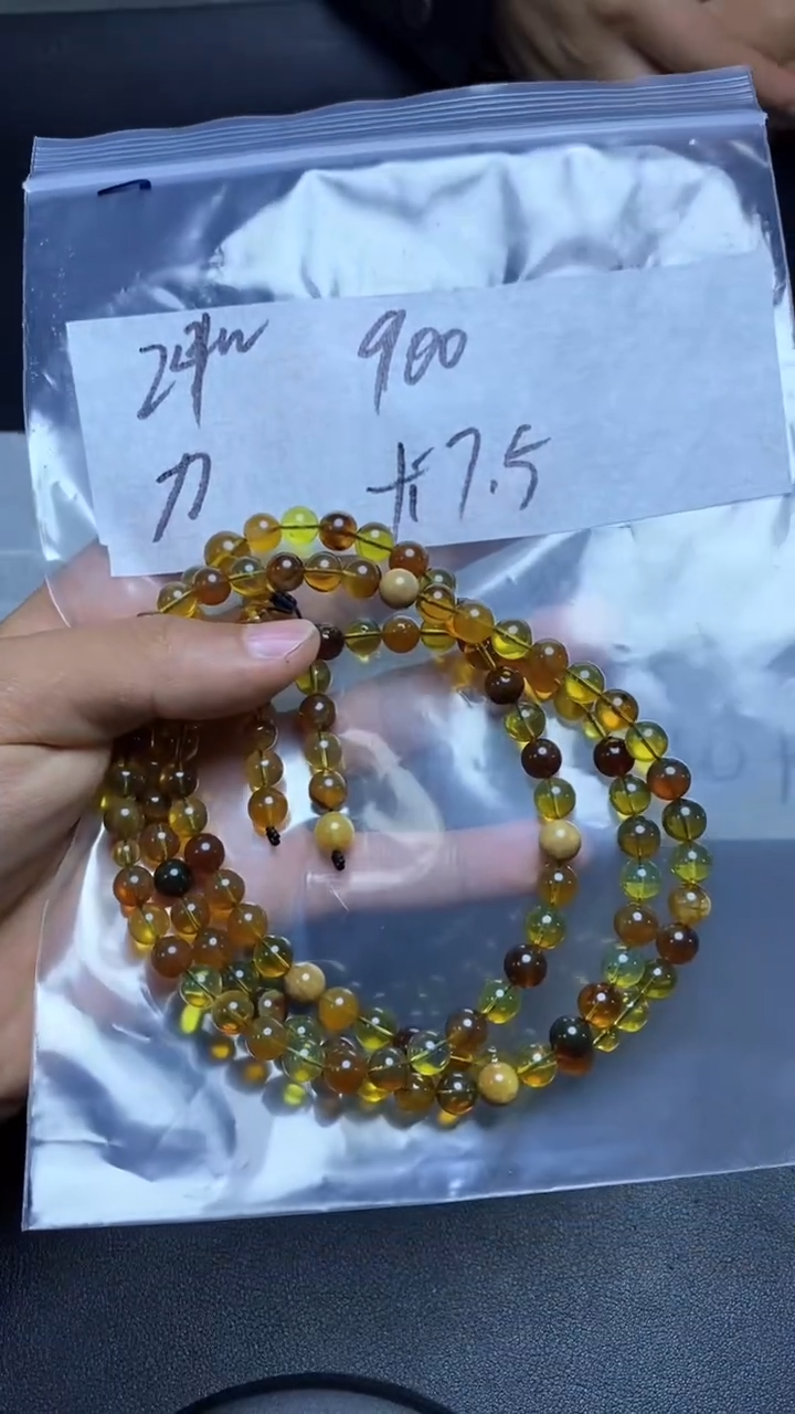 【闪购商品】琥珀手串未镶嵌111111111111