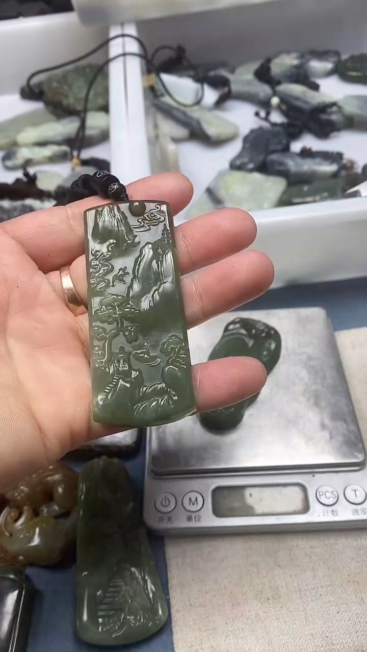 吊坠(不含链)未镶嵌和田玉1