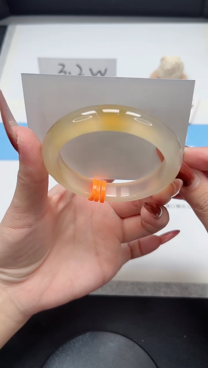 【闪购商品】玛瑙/玉髓手镯未镶嵌87/香槟57.2