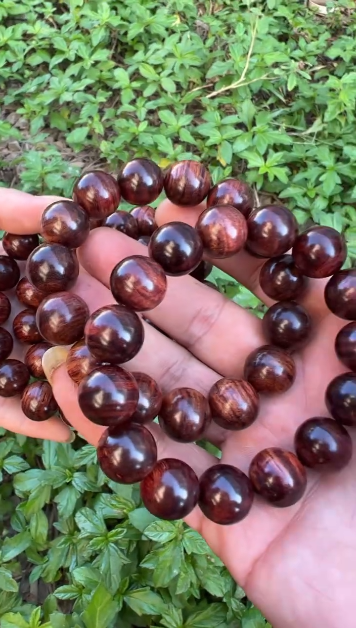 黄花梨/降香黄檀A027帝王紫1.5圆珠手串488多样性发一