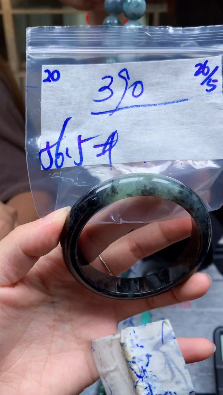 定制翡翠未镶嵌20毛货精细抛光手镯多样性拍一发一618