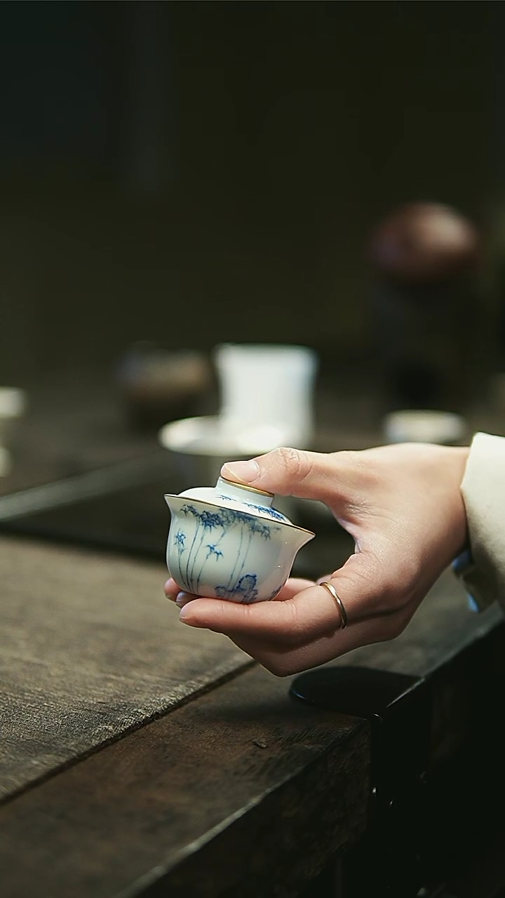 【闪购商品】青花竹子描金盖碗111111111