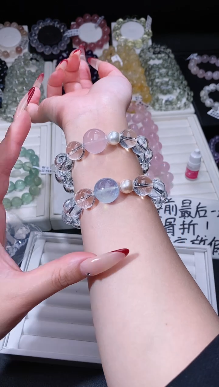 【闪购商品】水晶手链未镶嵌124.55手串 拍一发二