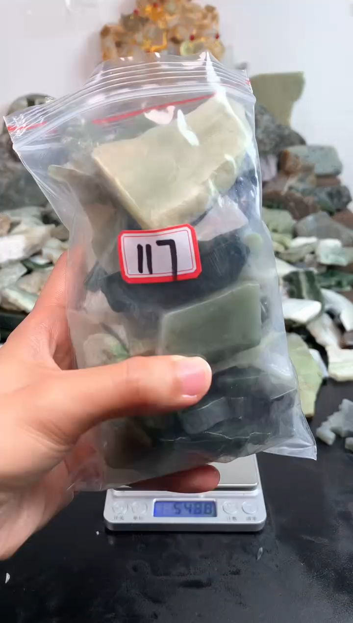 未镶嵌和田玉摆件117