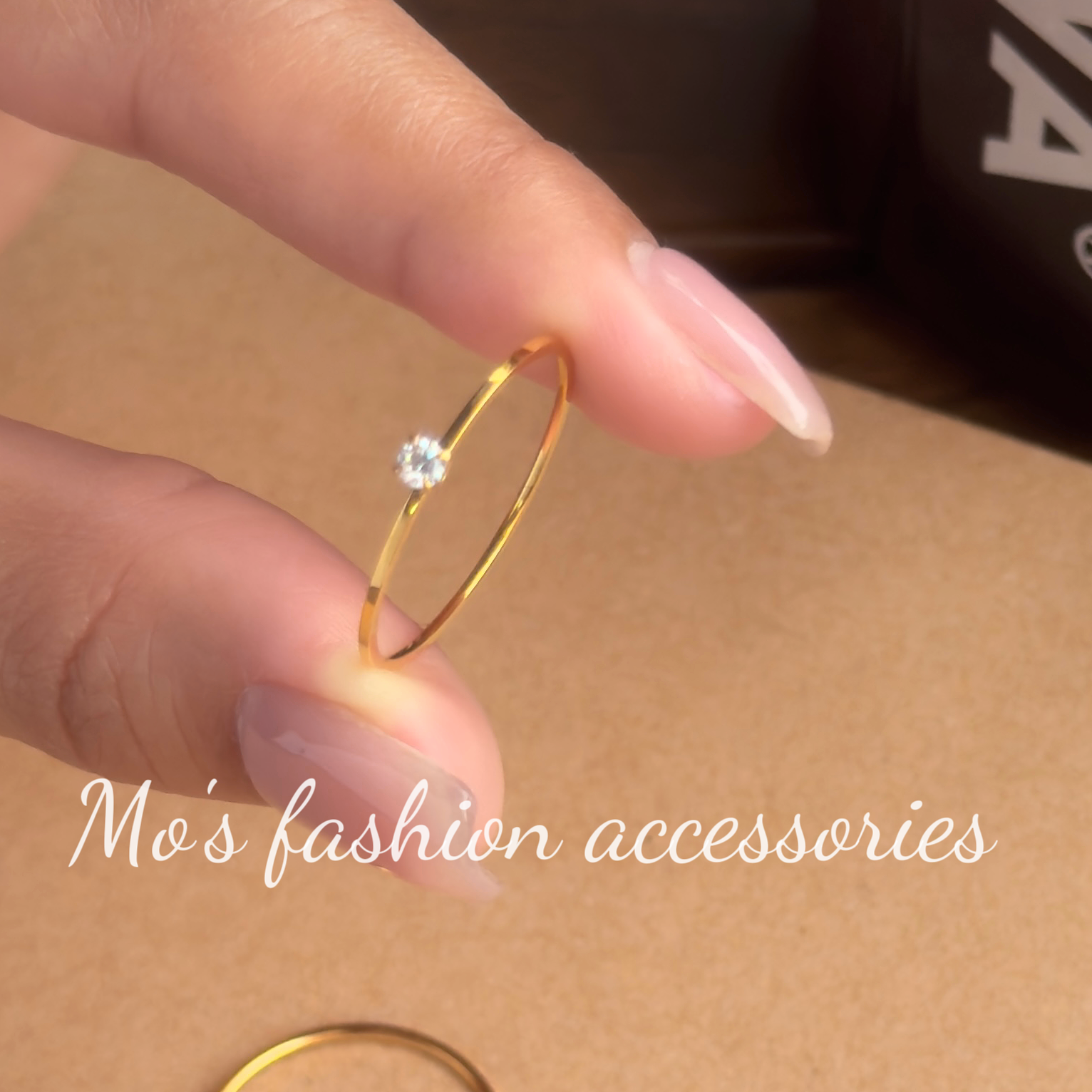 钛钢戒指 不掉色极细0.5mm一颗小钻节约气质闭口指环 Y002