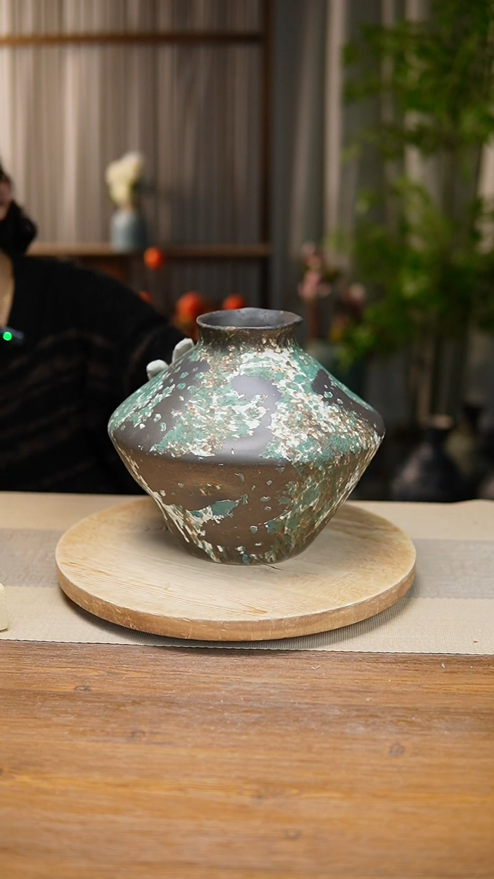 【闪购商品】陶瓷  花器涂鸦绿飞碟