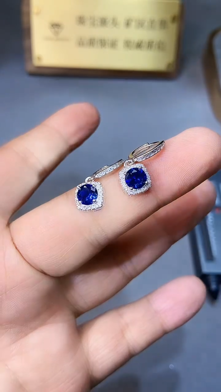 【闪购商品】蓝宝石耳饰银S925镶嵌354