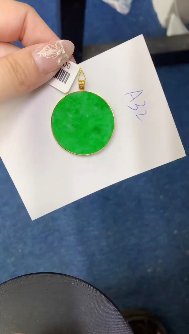 【闪购商品】翡翠颈饰18K金镶嵌0000000000