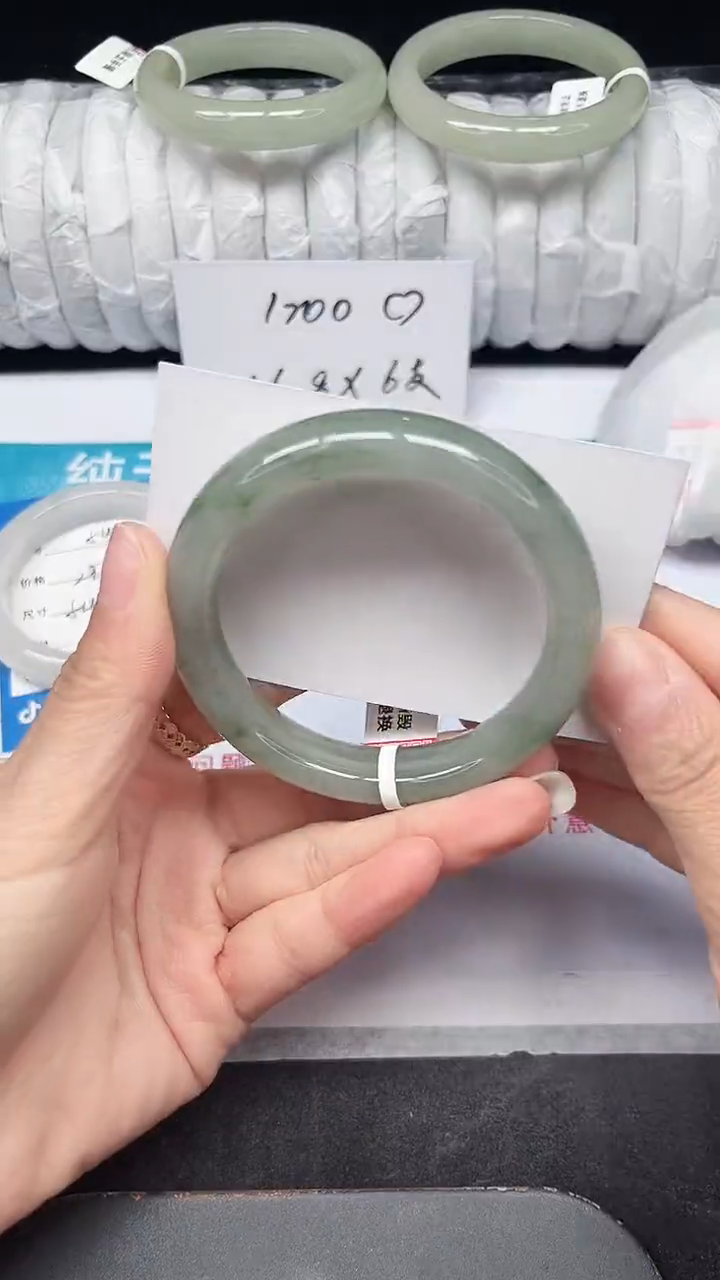 未镶嵌手镯石英质玉55-56/57