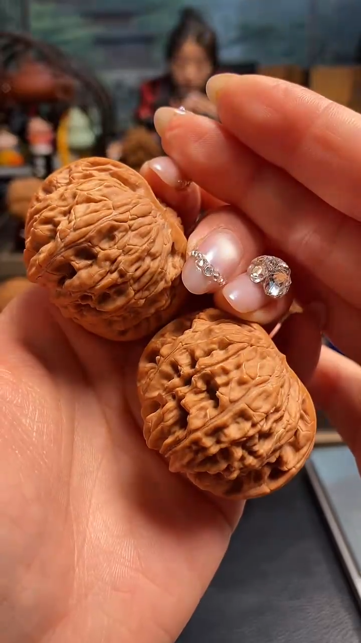 【闪购商品】文玩核桃把件F291磨盘42