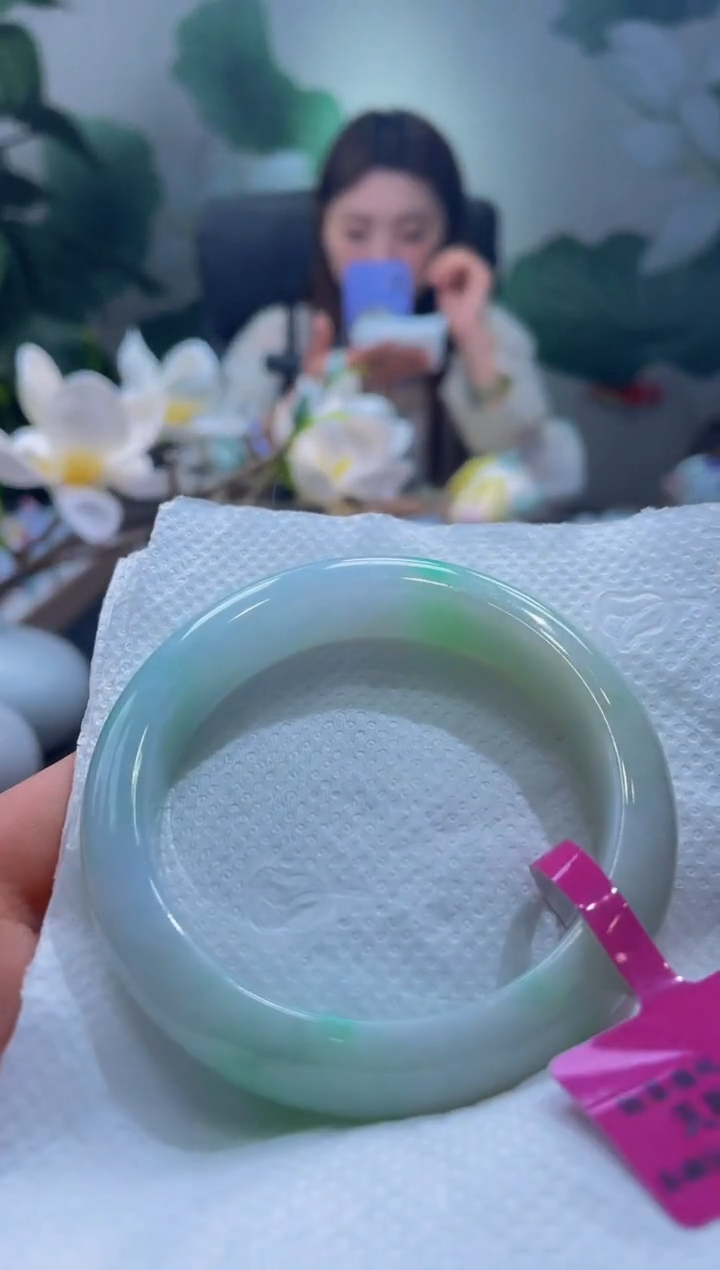 【闪购商品】翡翠手镯未镶嵌505手镯54