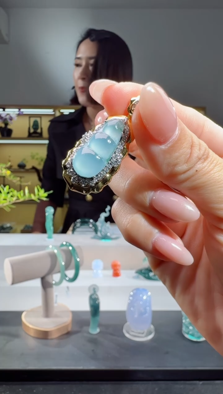 吊坠(不含链)未镶嵌翡翠吊坠豆子（多样性发其一）