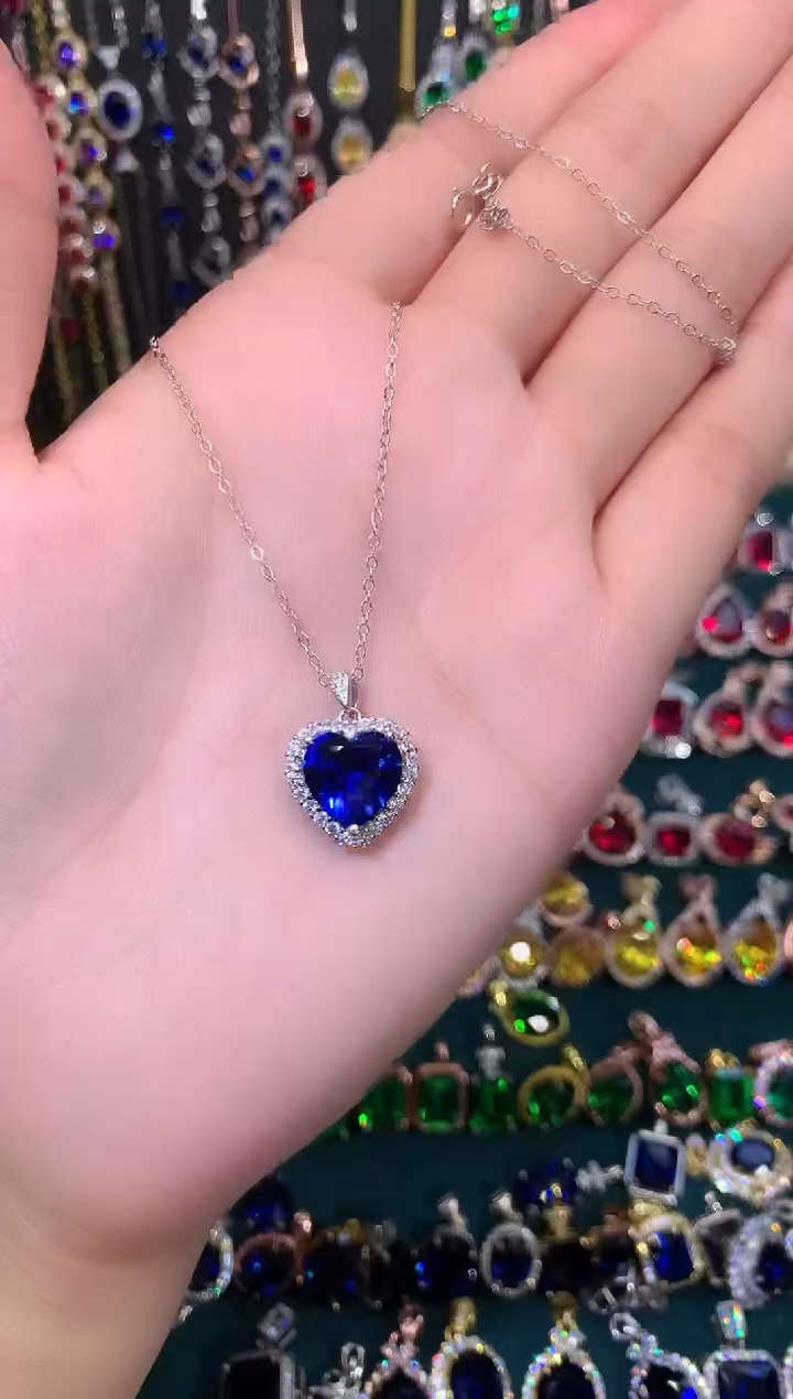 【闪购商品】蓝宝石吊坠(赠链)银S925镶嵌9.11银