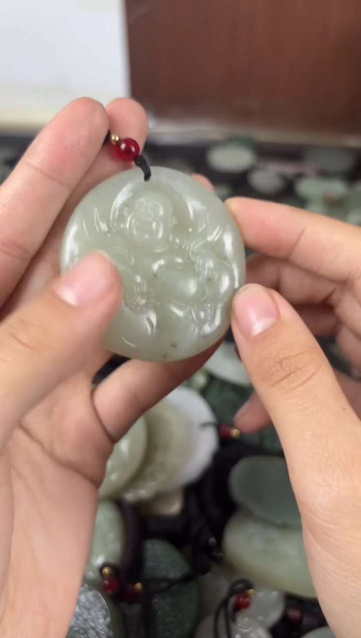 【闪购商品】和田玉颈饰未镶嵌1