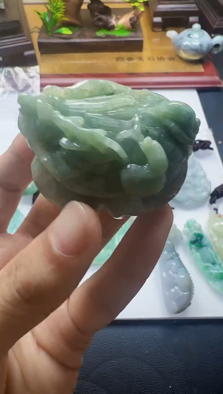吊坠(不含链)未镶嵌翡翠1
