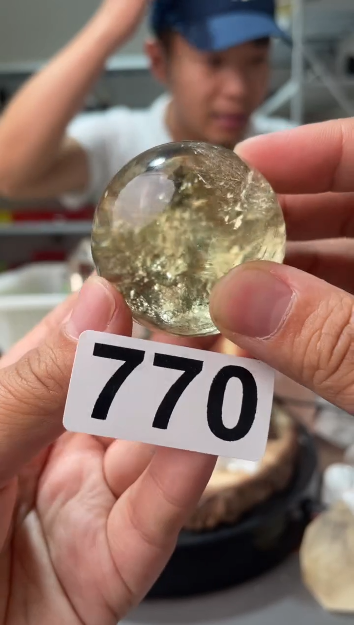 未镶嵌大型摆件（非配饰）水晶黄水晶球770