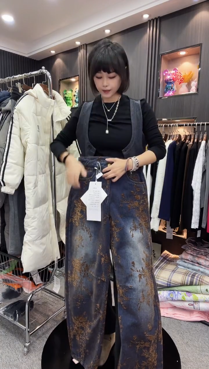 99123牛仔裤微瑕疵---30码