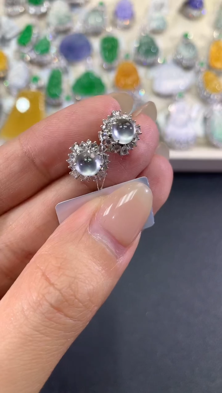 【闪购商品】翡翠耳饰18K金镶嵌q78      