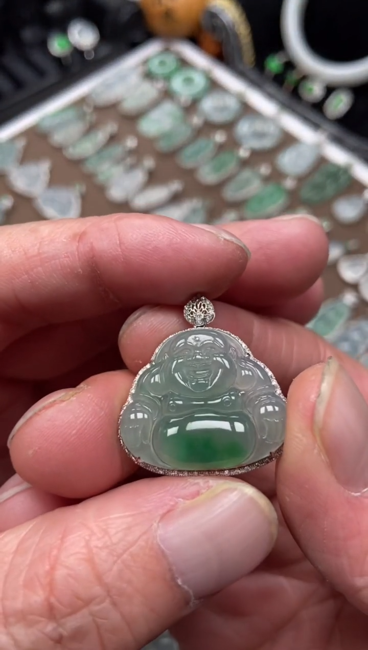 【闪购商品】翡翠吊坠(不含链)18K金镶嵌佛公