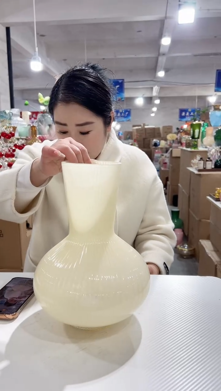 【闪购商品】玻璃XX-花伴你花瓶-