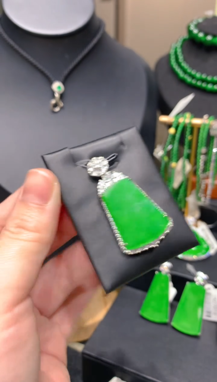 颈饰银S925镶嵌翡翠46一季