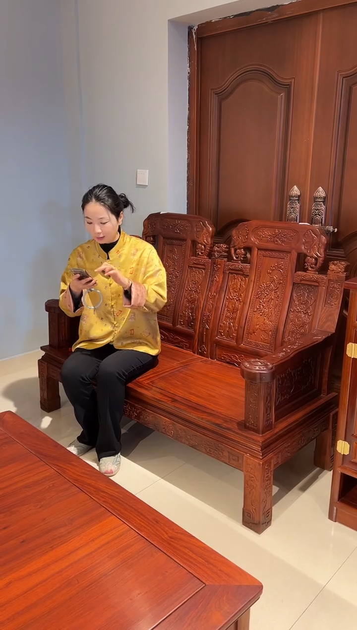 花梨木类家具两人位