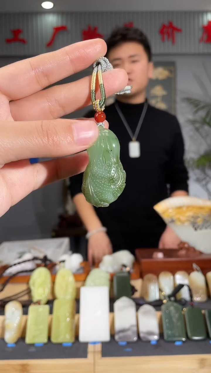 【闪购商品】和田玉颈饰未镶嵌拍一发一 多样性发货